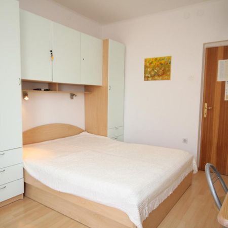 Apartments With A Parking Space Makarska - 6693 Kamer foto