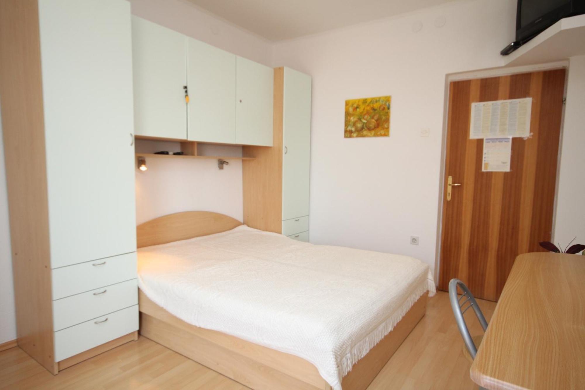 Apartments With A Parking Space Makarska - 6693 Kamer foto