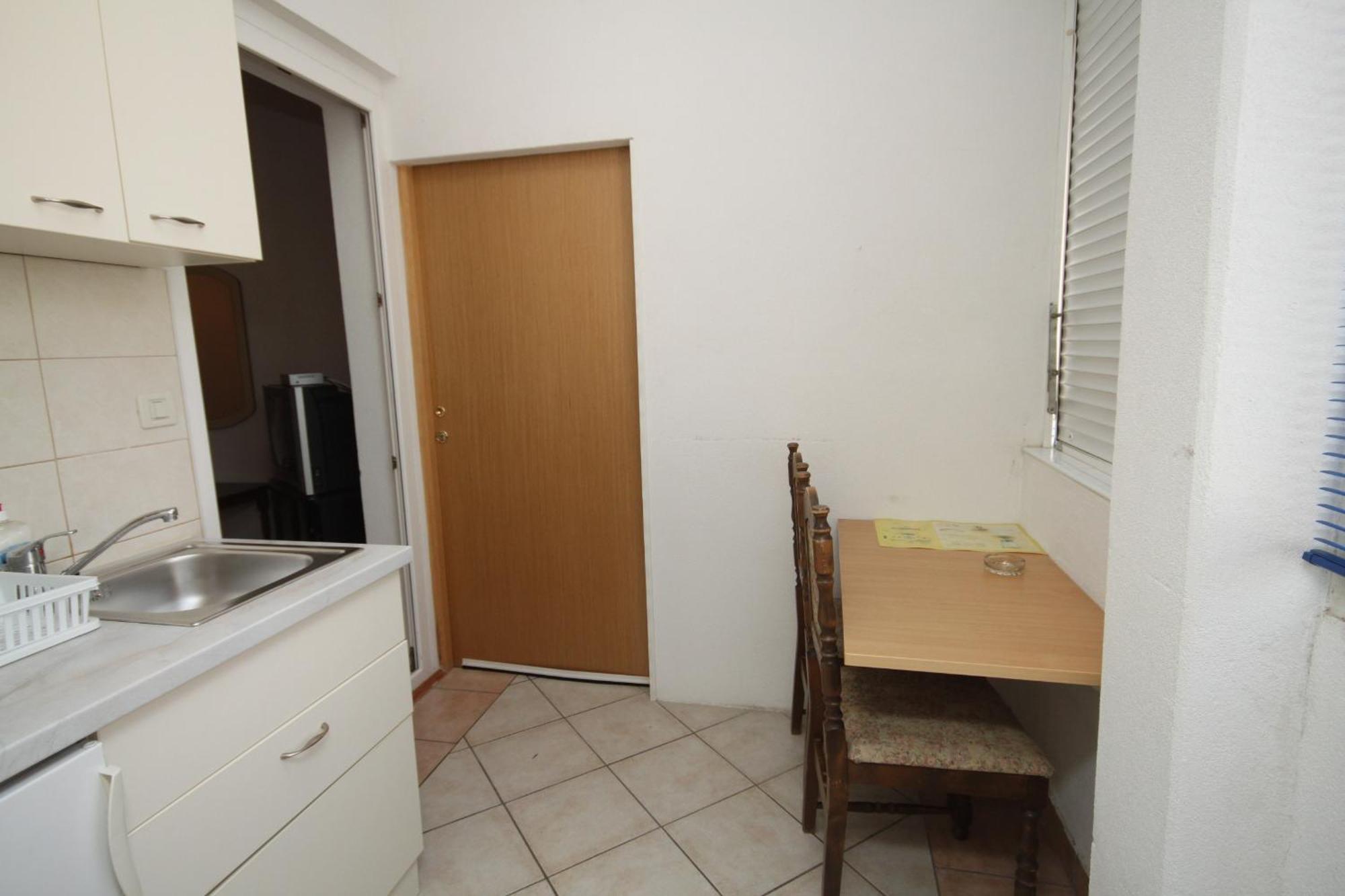 Apartments With A Parking Space Makarska - 6693 Kamer foto